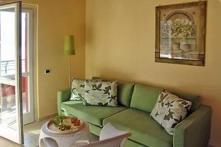 Villa Sara - Seeblick - Sea view Argegno